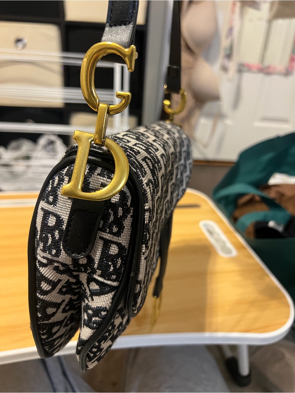 Designer-Inspired Black & White Patterned Shoulder Bag - Picture 5 of 9